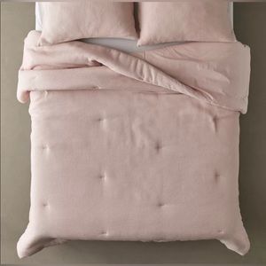 Urban outfitters pink waffle comforter queen size.